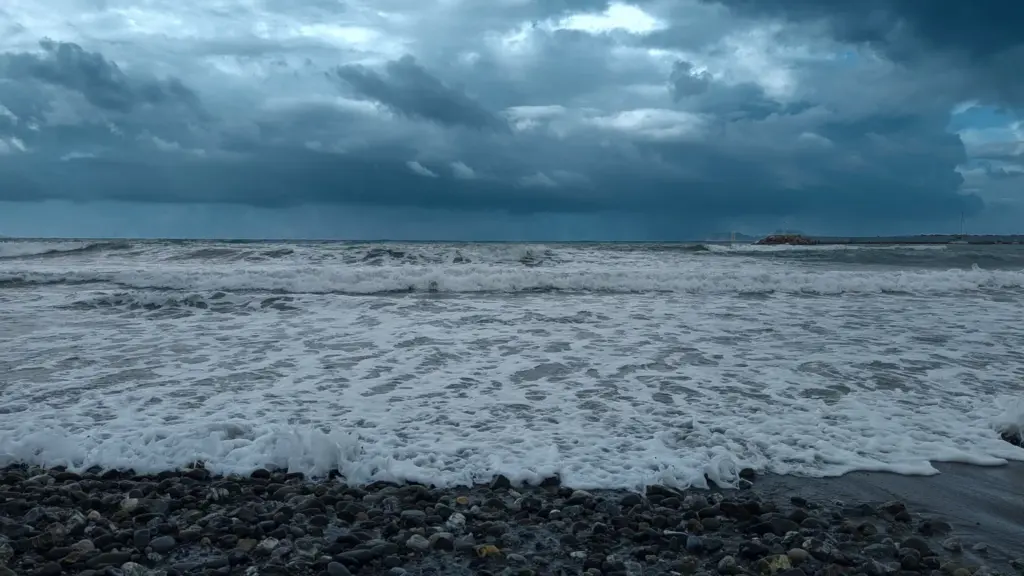 प्रतीकात्मक तस्वीर: Cyclone Arnab