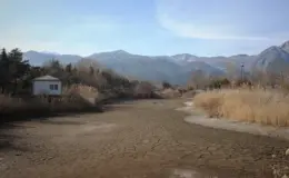 प्रतीकात्मक तस्वीर: खारे पानी का घुसपैठ