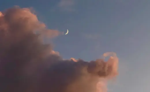 प्रतीकात्मक तस्वीर: करवा चौथ मौसम